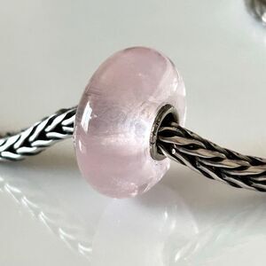 TROLLBEADS Rose Quartz Smooth Gemstone LAA 925S Lovely Light Pink, Retired Rare